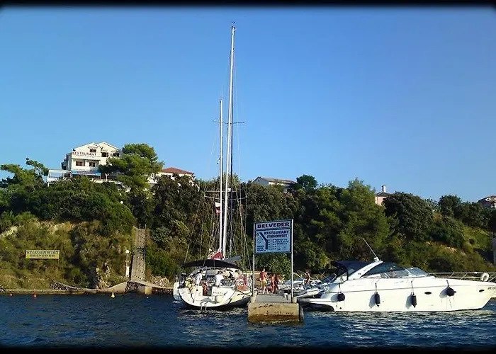 krevet i doručak Belveder Deluxe And Supetarska Draga